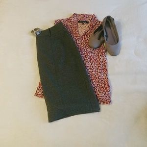 Dressbarn grey sparkly pencil skirt - size 4